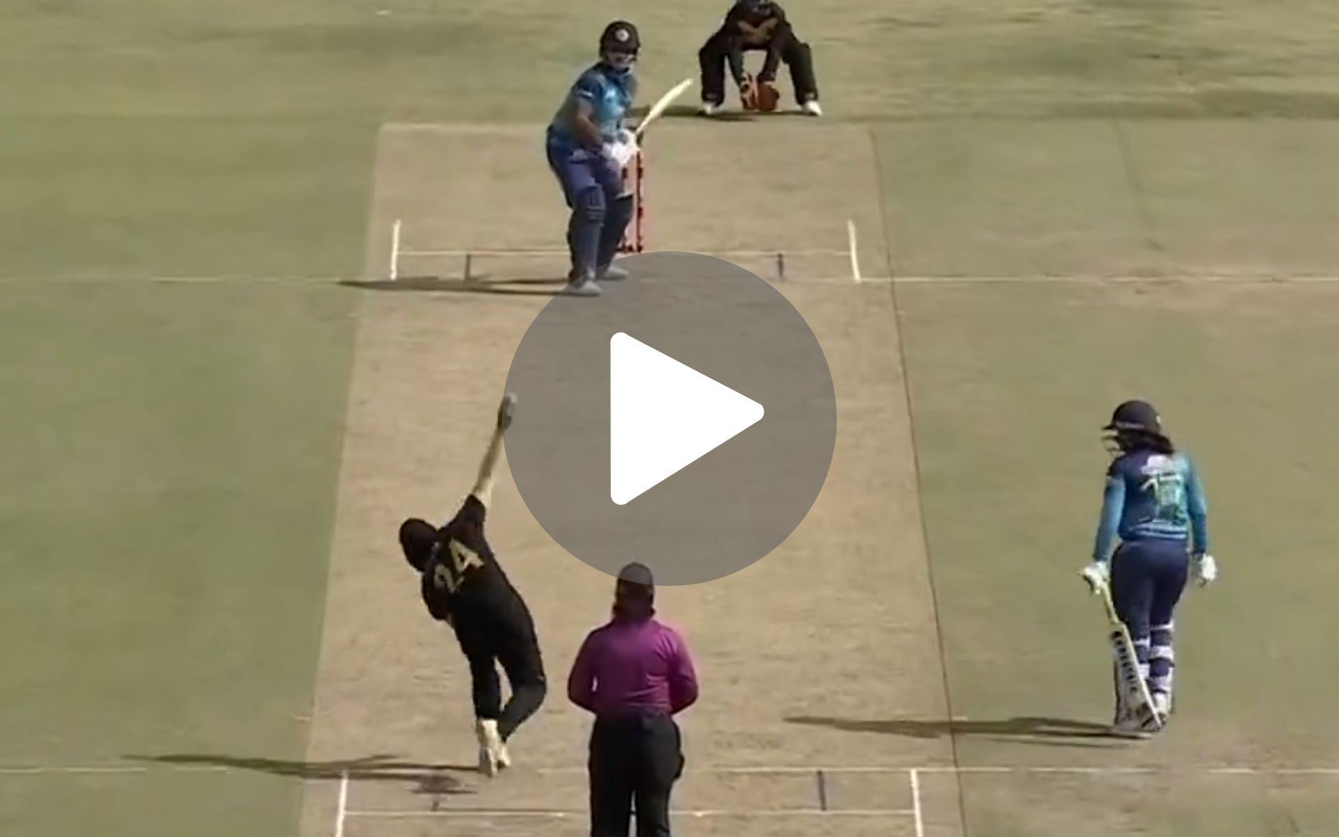 [Watch] Malaysian Pacer Replicates Lasith Malinga's Action, Athapaththu Smokes A Maximum